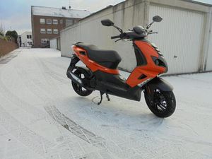 PEUGEOT SPEEDFIGHT 4 (MOFA UND 50)
