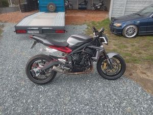 TRIUMPH STREET TRIPLE 675 STUNT ULICZNY ZAREJE. ZAMIANA/ZAMIENIĘ STRUPINA