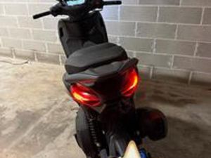 PIAGGIO BEVERLY 300 S HPE NERO OPACO