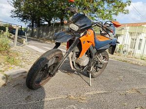 YAMAHA XT125X SUPERMOTARD SAMORA CORREIA