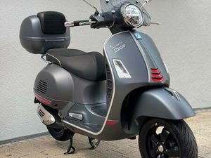 VESPA GTS SUPER SPORT 300 GRAU MATT HPE 24 PS 1.HAND HISTORIE VOL