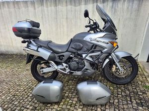 HONDA VARADERO PEDROSO E SEIXEZELO