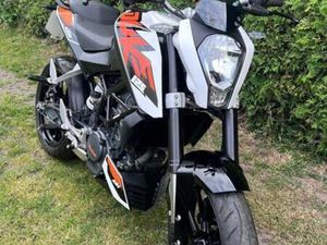 KTM DUKE 125