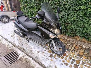 PIAGGIO XEVO 400