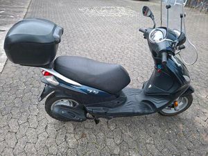 ROLLER PIAGGIO FLY50 4T. 2017 VERGASER