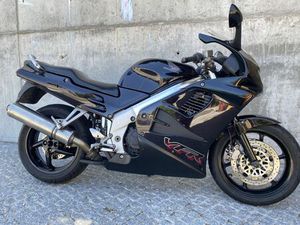 HONDA VFR 750 F (RC36) LAMEGO (ALMACAVE E SÉ)