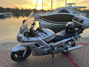 YAMAHA FJR 1300 REMUS KUFRY KONIN