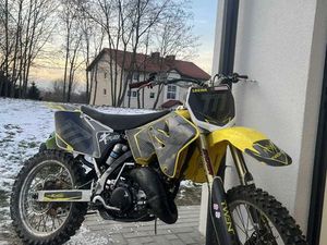 SUZUKI RM 125 2T ŚWIDNICA