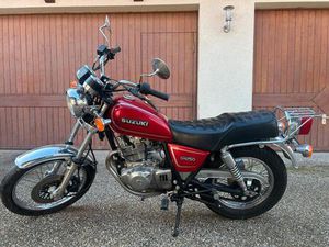 SUZUKI GN 250