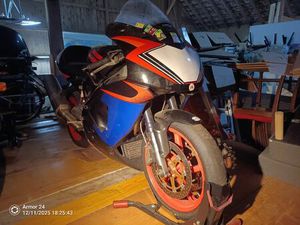 APRILIA RSV MAX 1000