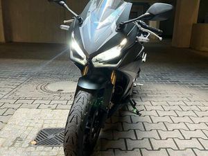 HONDA CBR 500R HURRIC PRO2 AUSPUFF -WENIG KM-
