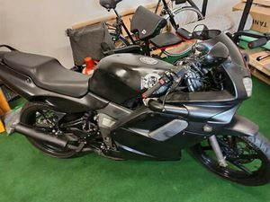 HONDA NSR 125 – TÜV 06/2026 – 53.500 KM – SCHWARZ MATT