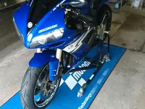 YAMAHA R1 RN12