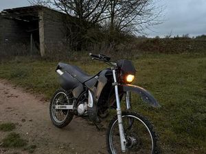 YAMAHA DT 125 4BL