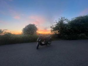 PEUGEOT V-CLICK SCOOTER — SCOOTERS | PEUGEOT — MARKTPLAATS