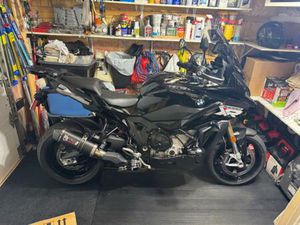 MAGNIFIQUE BMW S1000RX 2024 725 KM FULL ÉQUIPÉ