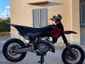 HUSQVARNA SM 125 2009