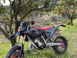 FANTIC XE 125 MOTARD