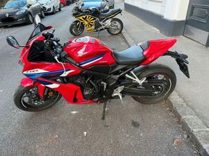 HONDA CBR 650R E-CLUTCH