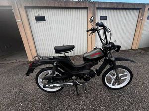 VÉLOMOTEUR EXCELLENT ÉTAT ET PIÈCES TUNING