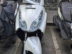 PIAGGIO X7 300 IE 2011