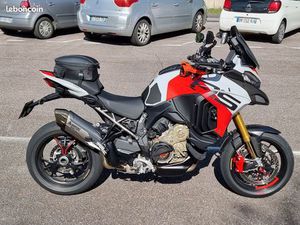 DUCATI MULTISTRADA V4 RS