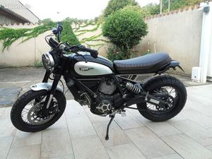 DUCATI SCRAMBLER 800