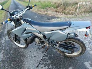 MOTO MBK X LIMIT 50 CC