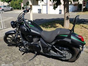 KAWASAKI VN 900 CUSTOM