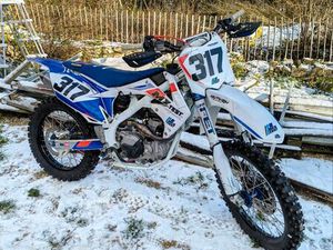 MOTO CROSS 300 BHR