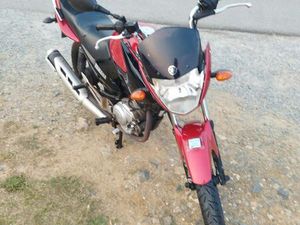 YAMAHA YBR 125