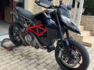 DUCATI HYPERMOTARD