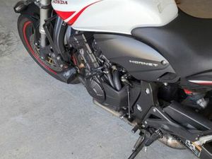 MOTO HONDA 600 HORNET