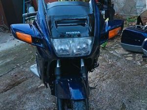 PANNEURO ST1100 DE 1993