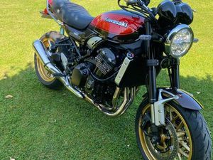 KAWASAKI Z900RS