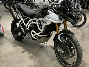 TRIUMPH 900 RALLY PRO S2