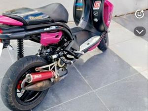 VEND SCOOTER 50 CM POUR PLUS DE RENSEIGNEMENTS VEUILLEZ ME CONTACTER
