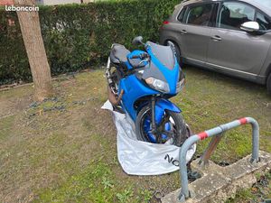 VEND OU ECHANGE TZR 50