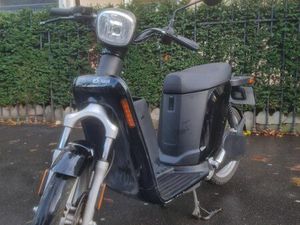 SCOOTER ÉLÉCTRIQUE ASKOLL ES2