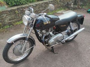 NORTON 750 COMMANDO FASTBACK