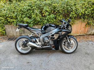CBR 1000 RR