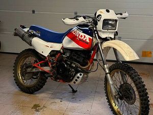 HONDA XL 600 R 1985 PARIS-DAKAR EDITION