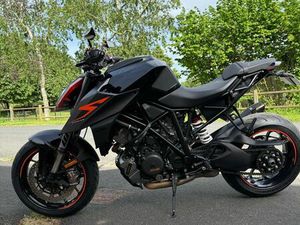 KTM 1290 SUPERDUKE R