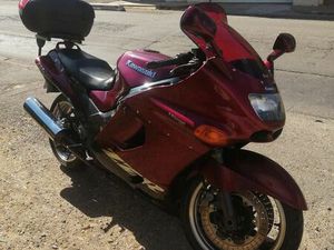 KAWASAKI ZZR 1100