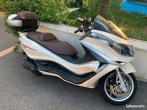 PIAGGIO X10 125