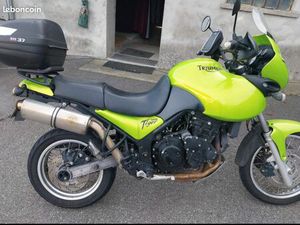 VEND TRIUMPH TIGER 955I DE 2003 . 71000KMS