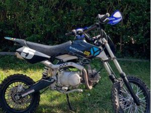 DIRT 125 YCF