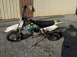 VENDS MOTO 125 YCF
