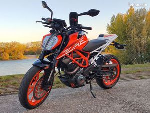 KTM 390 DUKE