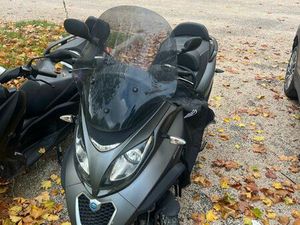 SCOOTER PIAGGO MP3 300 SPORT